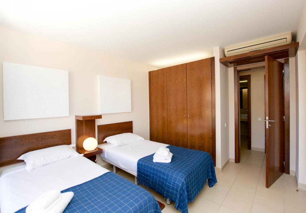 Salgados, Relax & Fun For Family Apartment กีอา ภายนอก รูปภาพ